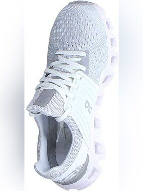 On running swift running shoes